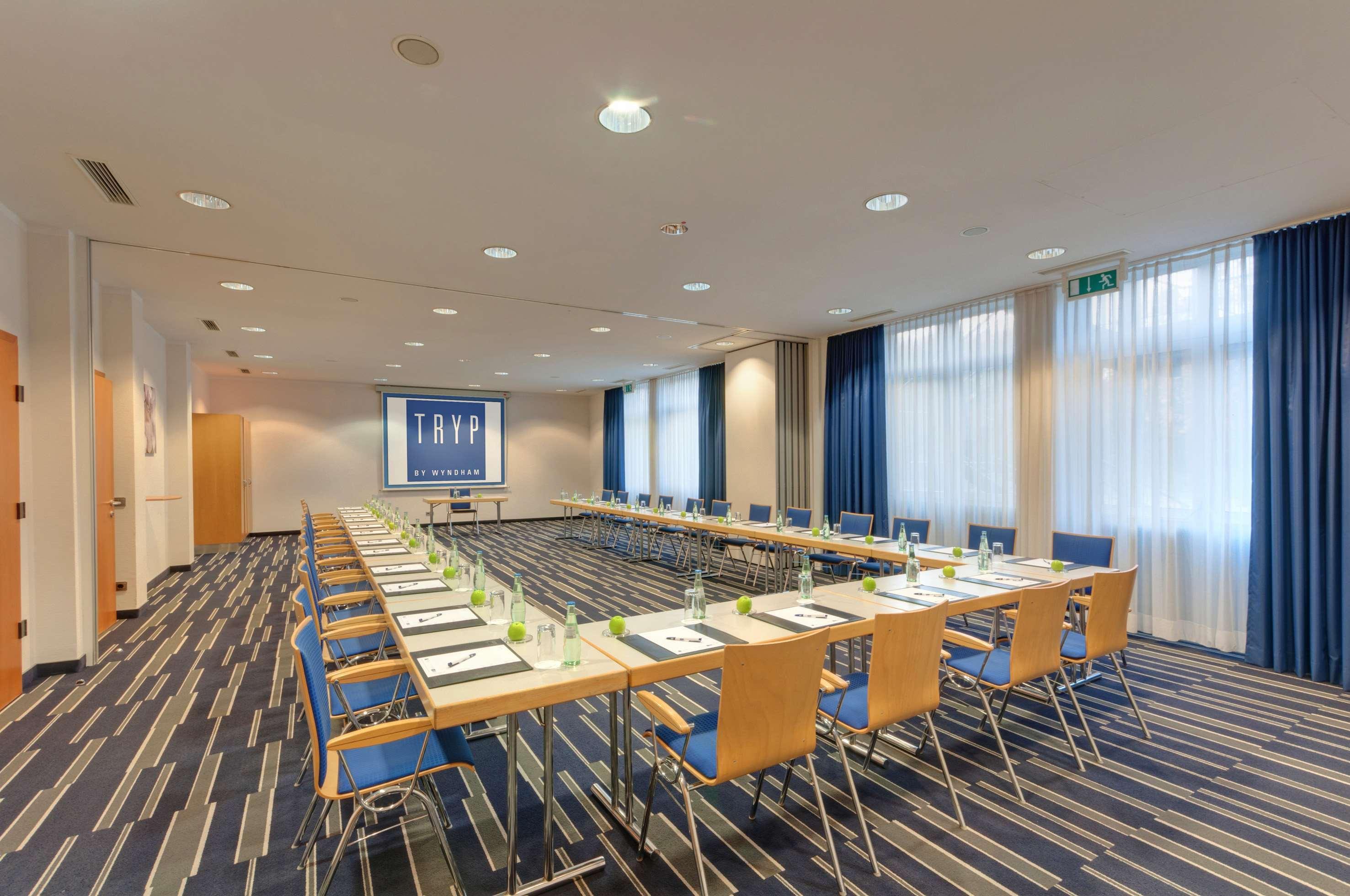 Hotel Bochum Wattenscheid Affiliated By Melia Kültér fotó